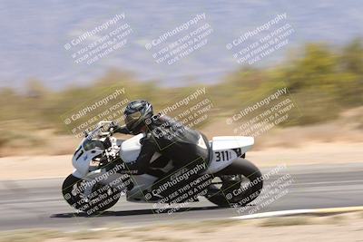 media/Apr-20-2025-CVMA (Sun) [[39090e8767]]/Race 9-Formula LW Twins Shootout/